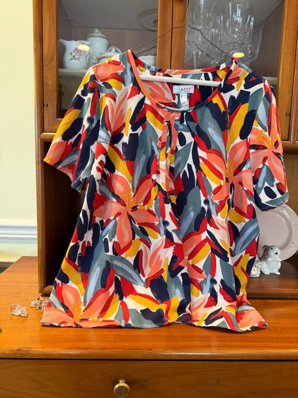 Women's Multicolor Floral poly Short-Sleeve Top - Coral/Navy/Yellow